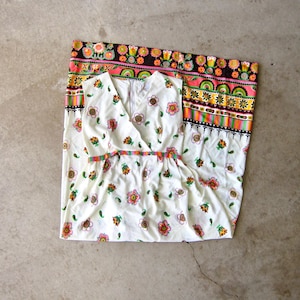 Sukienka maxi boho vintage z lat 70. – Floral Flower Power Maxi – festiwalowa sukienka hipisowska w modnym stylu