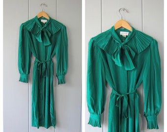 80s Emerald Green Silk Dress | Vintage Selected Collections Pleated Silk Shift Dress Modern Minimal Belted Long Sleeve Silk Cocktail Dress