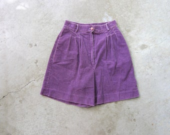 80er Lila Cordshorts | Gerippte Shorts aus Baumwolle mit Falten | Vintage High Waist Preppy Mädchen Taschenshorts