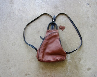 00s Brown Leather Rucksack | Clarks Leather Shoulder Sling | Vintage Sporty Outdoors Bag | Modern Unisex Leather Backpack Purse