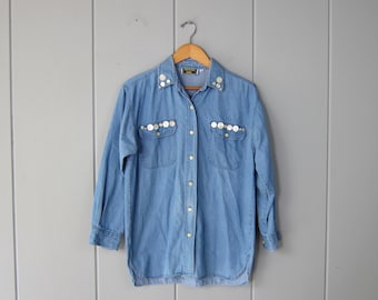 Camisa vaquera de lavado claro de los años 80 con detalles de botones