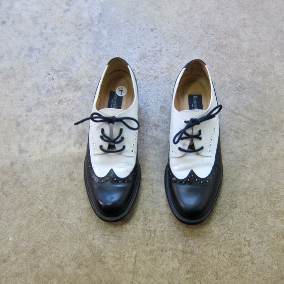 90s Kenneth Cole Black \u0026 White Wingtip 