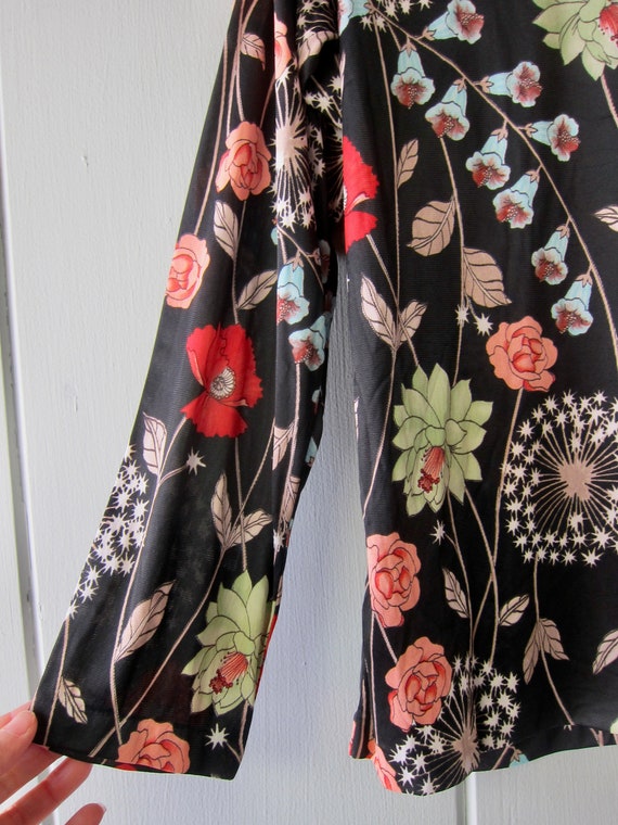 70s Floral Print Top | Retro Long Sleeve Nylon Sh… - image 5