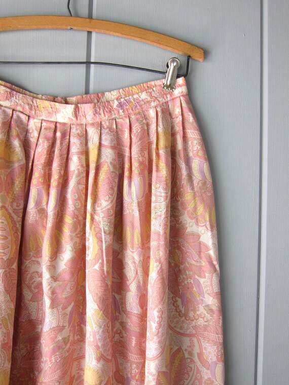 80s Pink Floral Print Skirt | Colorful Vintage Re… - image 3