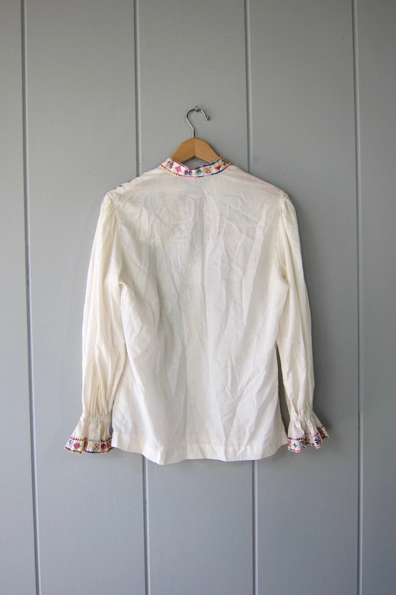 White Cotton Poet Blouse | Vintage Ruffled Cuff M… - image 7