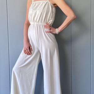 Vintage 70s White Disco Jumpsuit – Wide Leg Polyester One Piece – Retro Romper Jumper