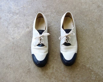 60s White Blue Spectator Shoes | Womens Lace Up Oxfords | Leather Vented Brogue Shoes | Vintage 1960s Wing Tips size 7.5