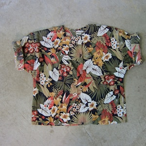 80s Boxy Tropical Print Top | Vintage Jungle Leaf Tee | Summer Hawaii Shirt