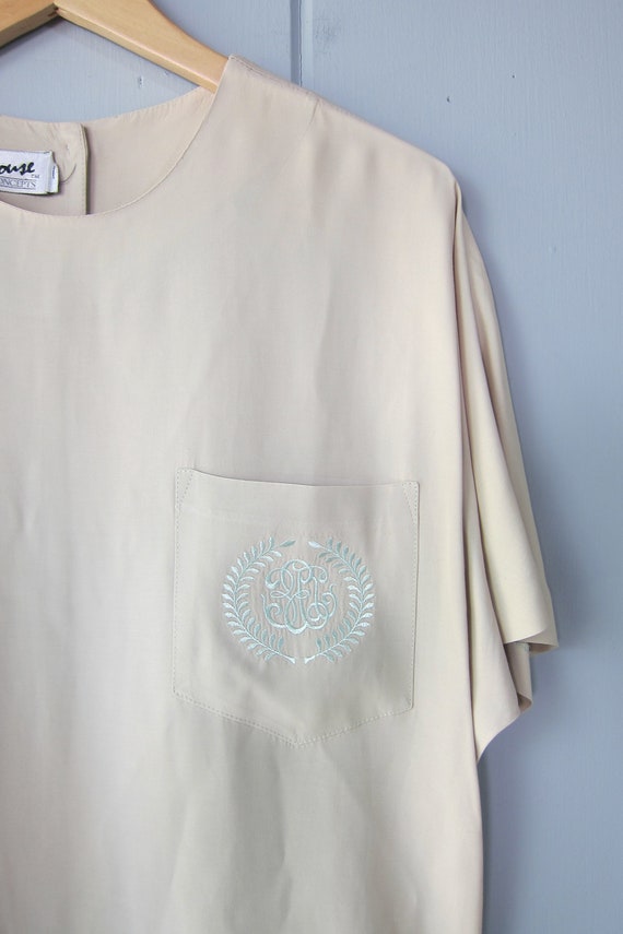 80s Boxy Oversized Tee | Cap Sleeve Taupe Top | M… - image 2