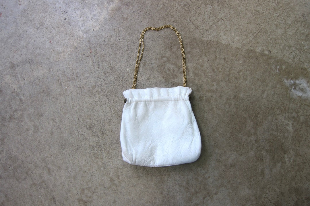Sister ME Twist Clasp Mini Leather Chain Bag White main image 0