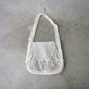 Vintage Crochet Knit Shoulder Bag: Handmade Boho Beach Purse