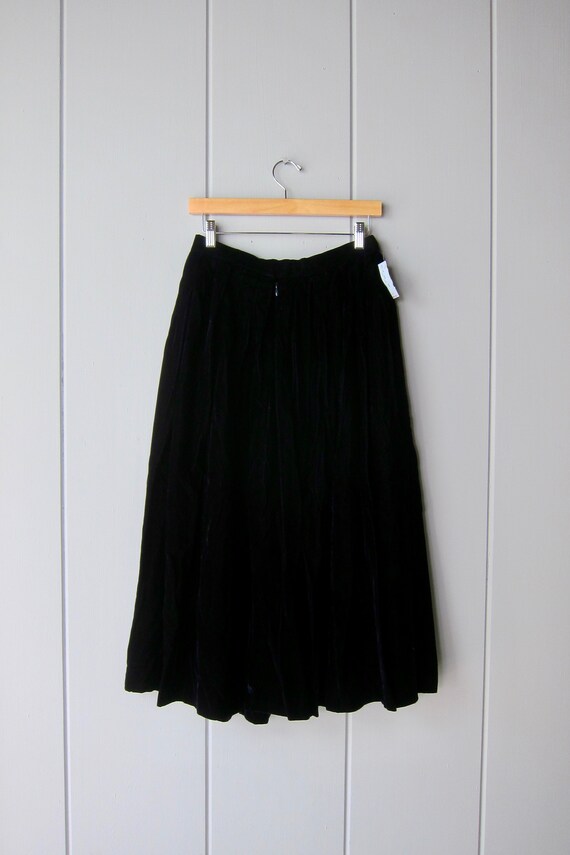 70s Dark Blue VELVET Skirt | Gathered Pleated Mid… - image 4