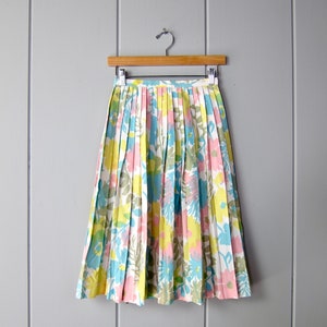 60s Vintage Floral Pleated Skirt: Pastel Summer Garden Print