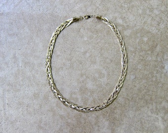 80's Gold Chain Necklace with Rounded Gold Bar main image 1