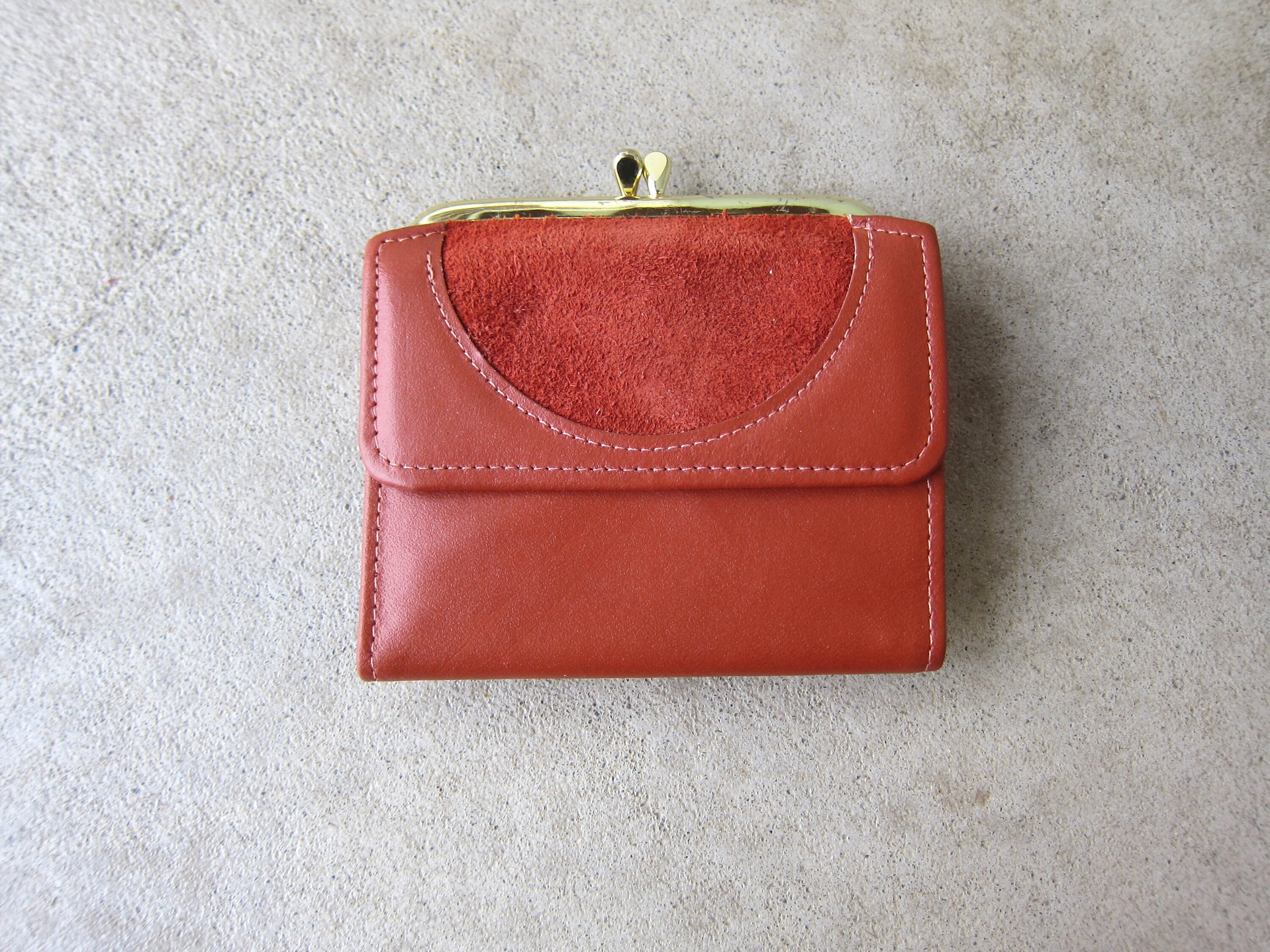 amity cowhide split wallet