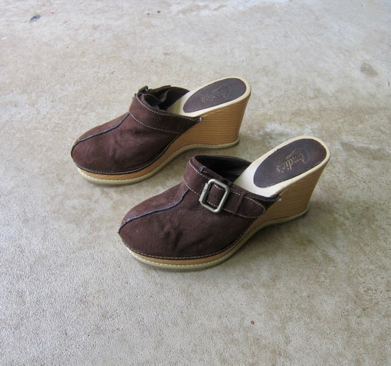 Candies mules outlet