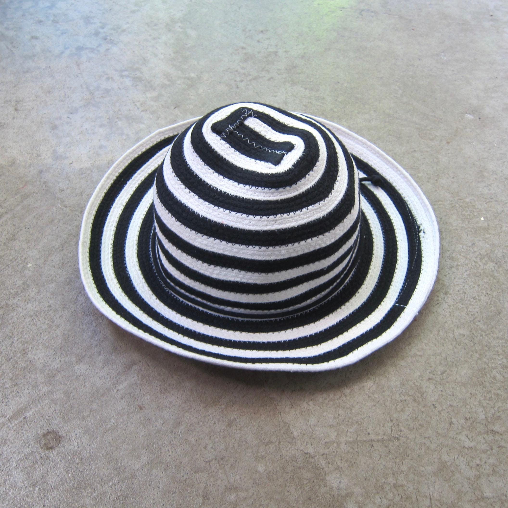 Black & White Swirl Stripe Wide Brim Sun Hat Monica 5 main image 3
