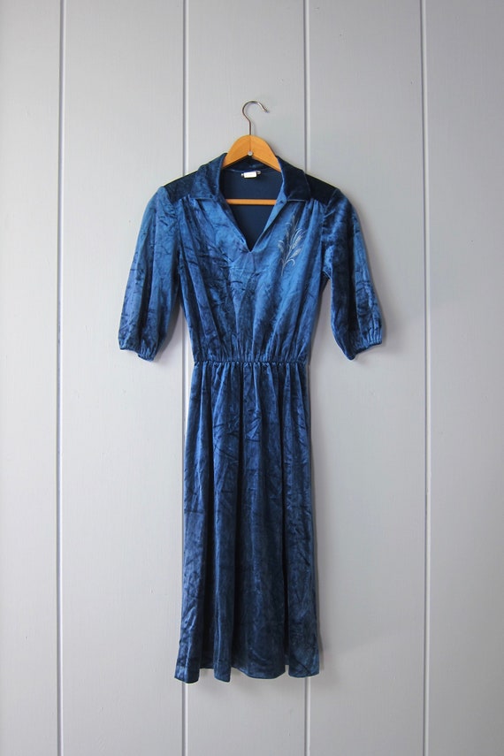 70s Teal Blue Velvet Dress | Vintage 1970s Midi D… - image 3