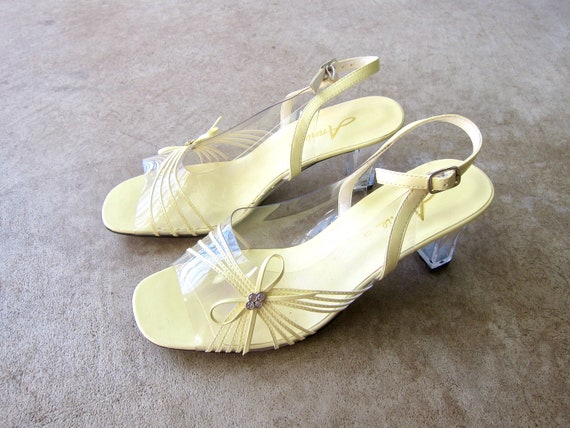 Coated Dress & Neon Yellow Heels – Rvce News - Jill Biden Is So Springy in  a Lemon - jordan 23 engineered pants