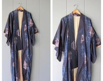 Kimono japonés vintage con patchwork colorido y mangas largas drapeadas - MAQ