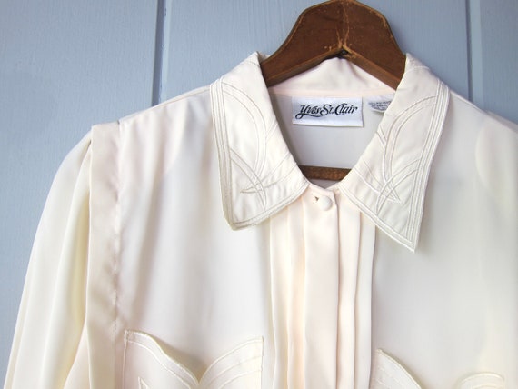 80s Creamy White Blouse | Vintage Pleated & Embro… - image 2