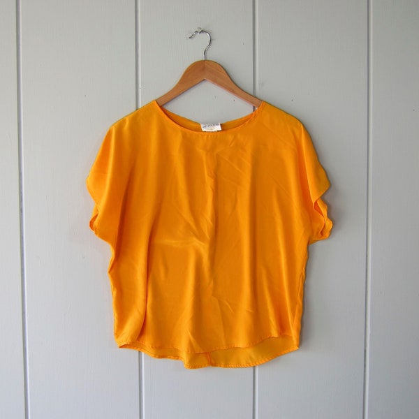 80s Golden Yellow Top | Capped Sleeves Boxy Tee | Iowa Hawkeyes Color Blouse