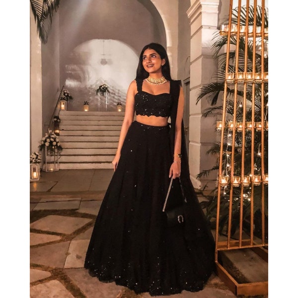 Lehenga Work Lehenga à paillettes noires pour femme, Lehenga de réception indien, tenues de soirée Lehenga, chemisier Lehenga surpiqué prêt à porter