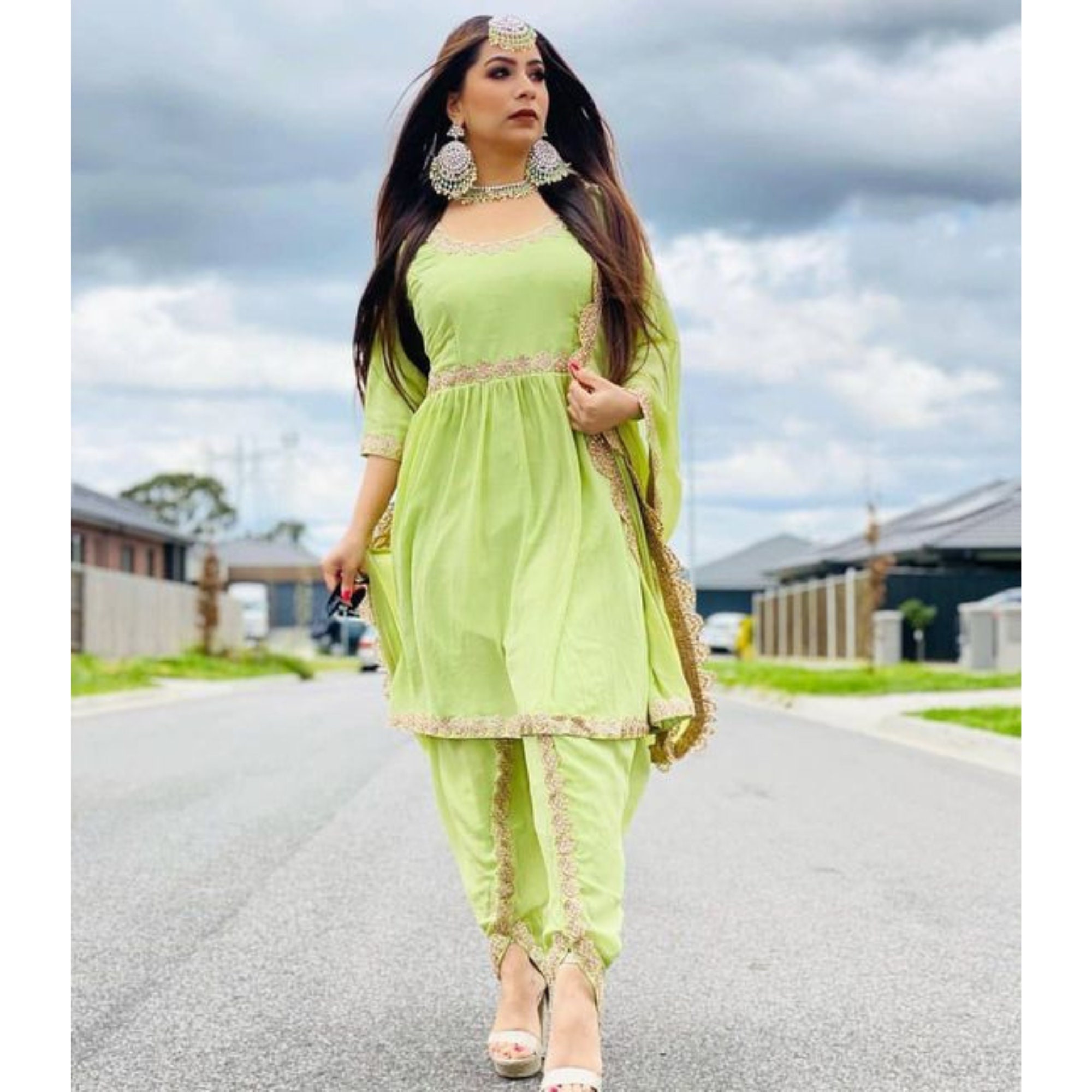Glossy peach kurta and samosa style pant | Indian fashion, Punjabi suit  neck designs, Fashion