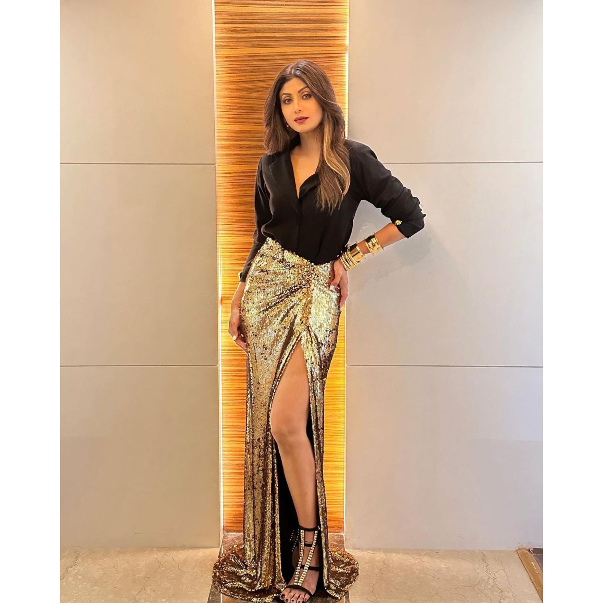golden blouse and skirt