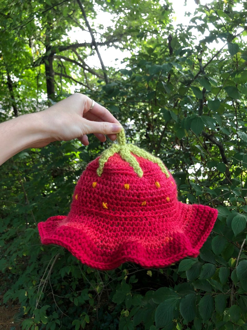 Crochet Strawberry Bucket Hat PATTERN Digital Download image 4