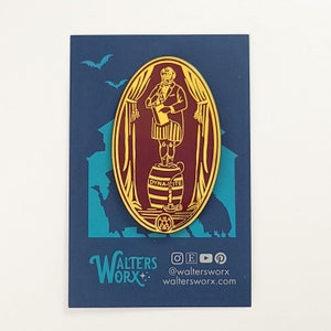 Hard Enamel Pin Disney Haunted Mansion Dynamite Man - Stretching Room
