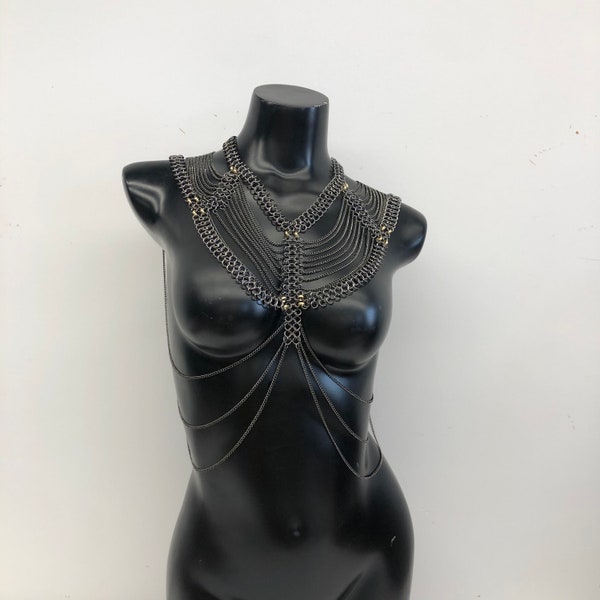 Gun black shoulder chain, shoulder accessories, holiday clothing, body chain, holiday jewelry,