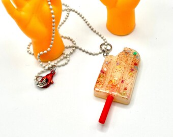 Sparkly Ice Pop Necklace...I WANT IT!