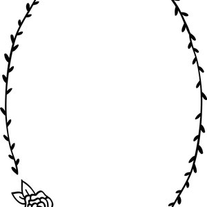 Puede incluir: Un marco ovalado en blanco y negro con detalles florales. El marco est&aacute; hecho de enredaderas con hojas y dos rosas en la parte superior e inferior.