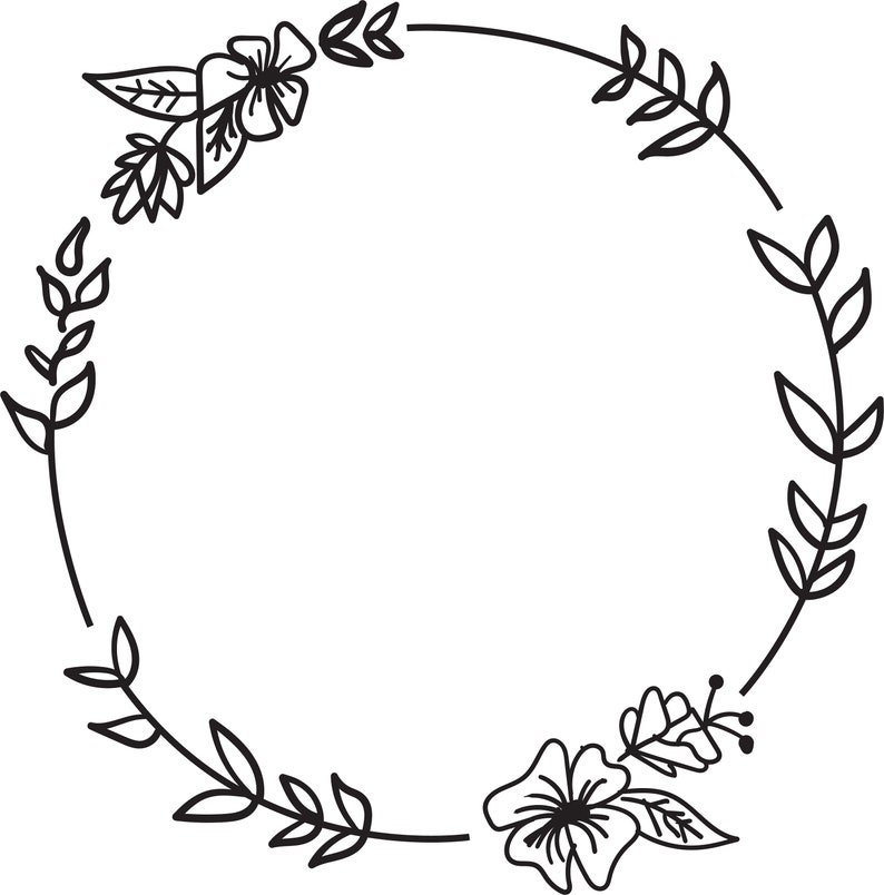 Puede incluir: Una corona floral en blanco y negro con dos flores y hojas. La corona es circular y tiene un espacio en blanco en el centro.