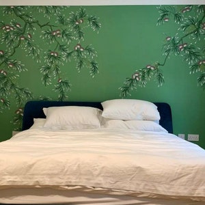 Chinoiserie hand-painted silk wallpaper----Emerald silk wallpaper reserved for Kar***Mar**nić