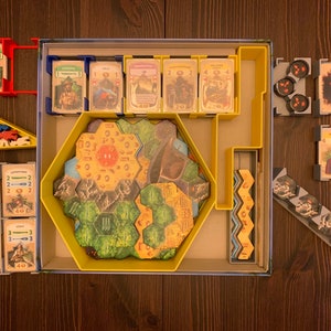 The Quest for El Dorado: Heroes & Hexes