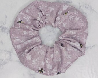 Handmade Bee Scrunchie: Dusty Lavender Cotton Hair Accessory