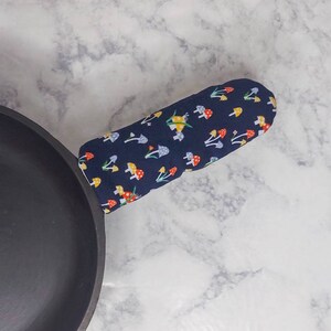 Kitchen Mushrooms, Pan Handle Cover Sets for Long Handle or Knobs, Pan Lid Handle  Cover, Cast Iron Skillet Handle Cover 