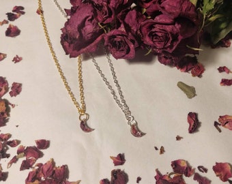 Dainty Crushed Rose Petal Resin Pressed Flower Necklace - Crescent Moon