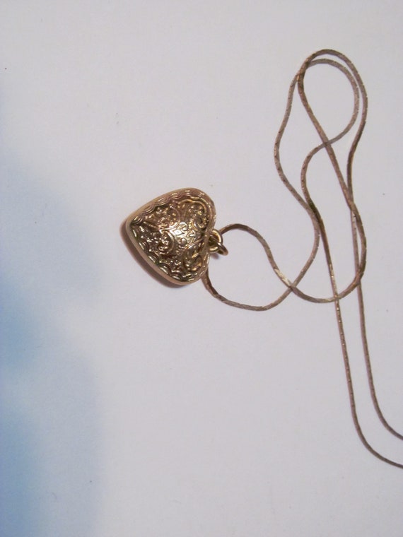 Gold tone puffed heart necklace 16 inch - image 2