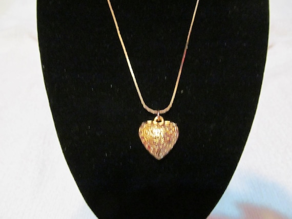 Gold tone puffed heart necklace 16 inch - image 1