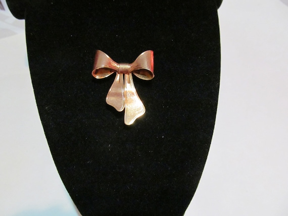 Vintage Avon 1980 bow pin brooch pendent - image 1