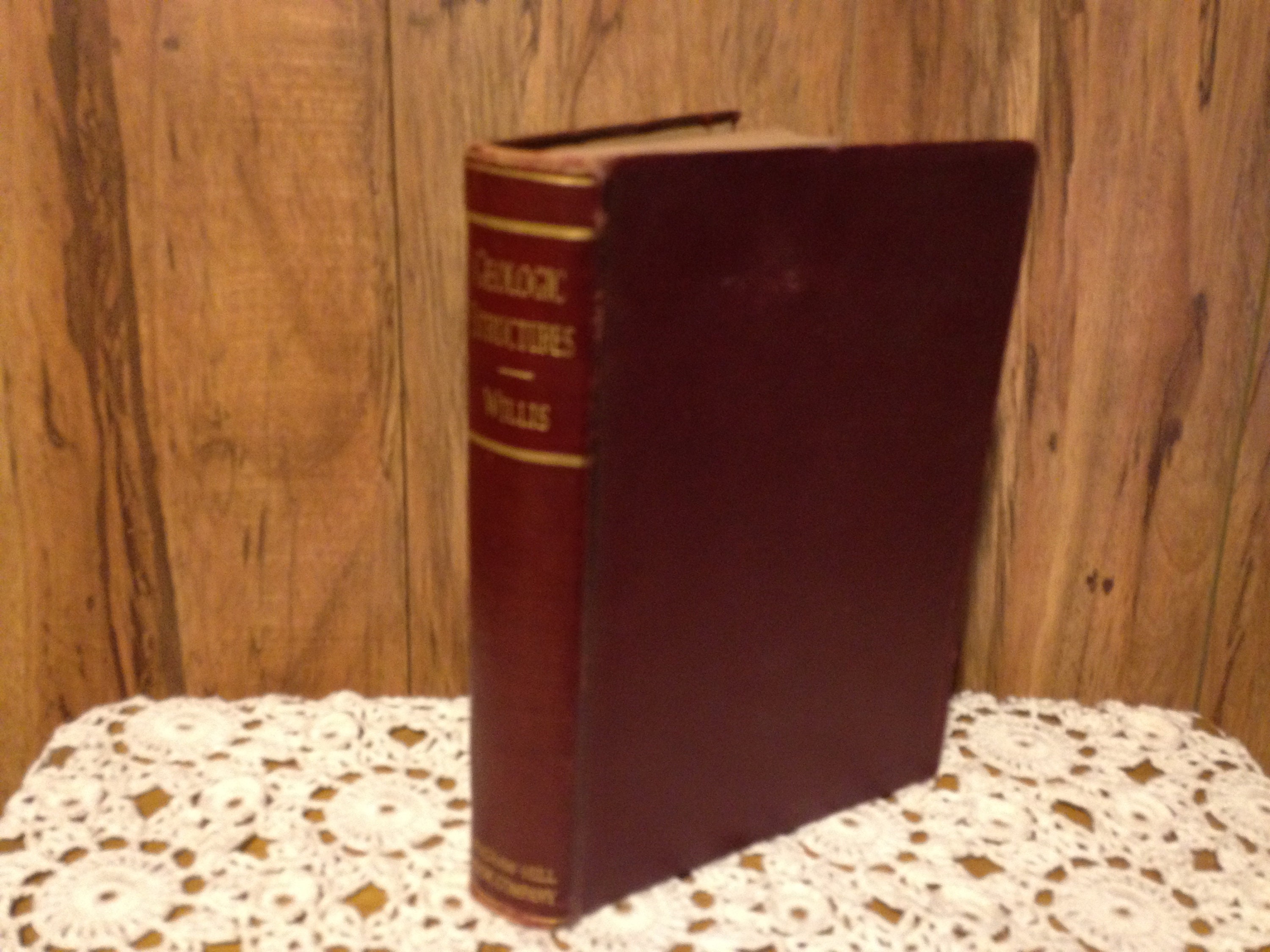 Geologic Structures By Bailey Willis and Robin Willis Copyright 1929 Second Edition Thin Hardcover