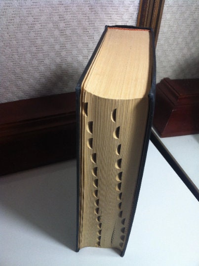 New Revised Velazquez Spanish and English Dictionary First Part Follett ...