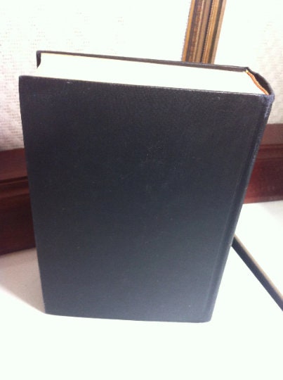 New Revised Velazquez Spanish and English Dictionary First Part Follett ...