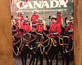 A Picture Book To Remember Her By Canada 1978 Crescent Hardcover with Dust Jacket
