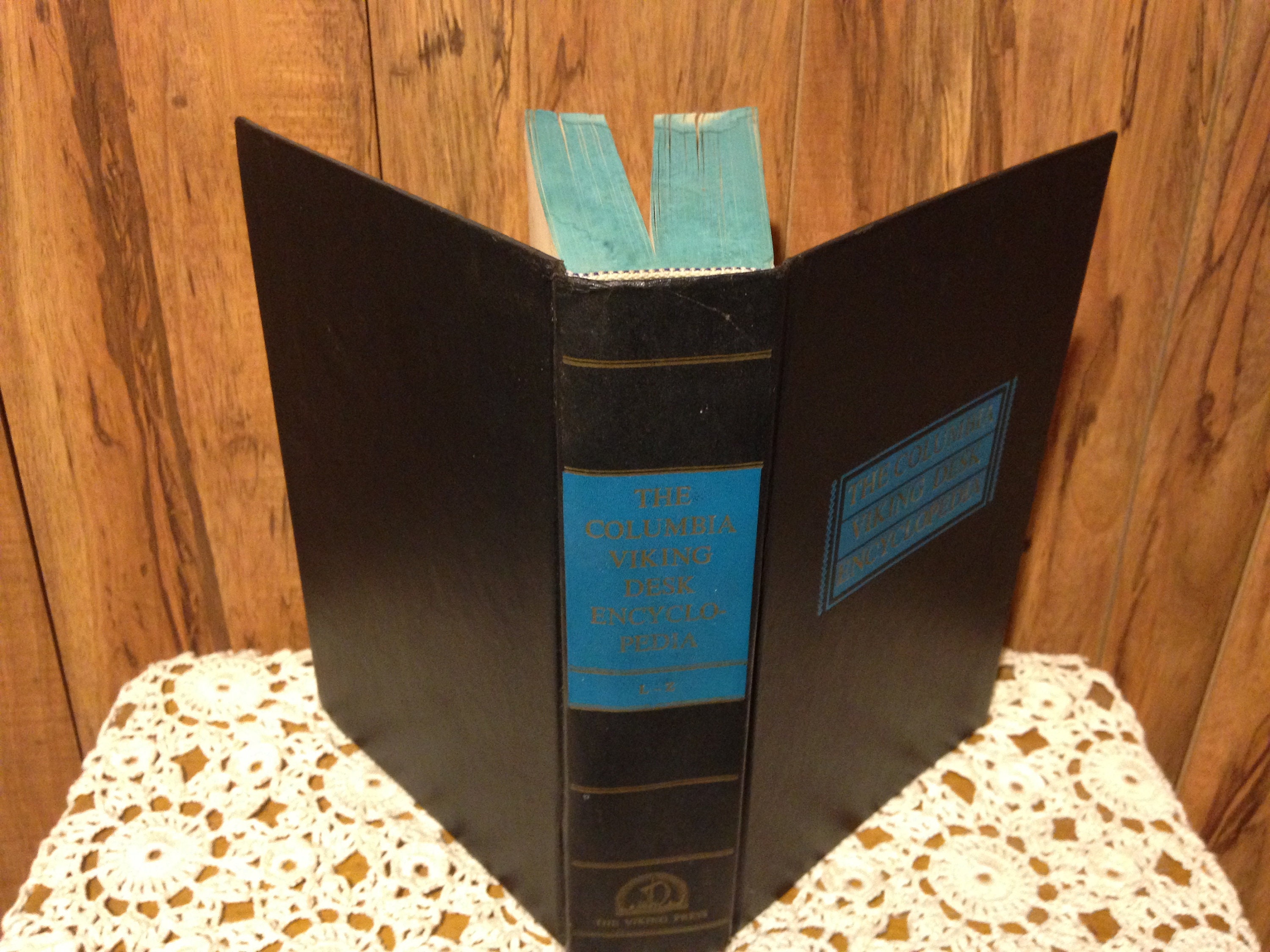 Columbia Viking Desk Encyclopedia Copyright 1960 Hardcover Etsy