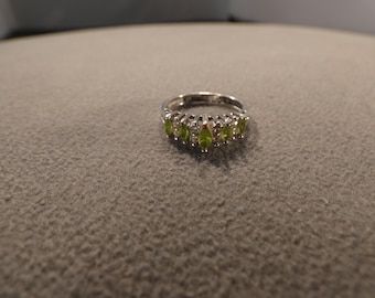 Vintage Wedding Band Stacker Design Ring Sterling Silver 13 Round Marquise Prong Set Peridot Diamond Cluster Multi Stone Setting, Size 7