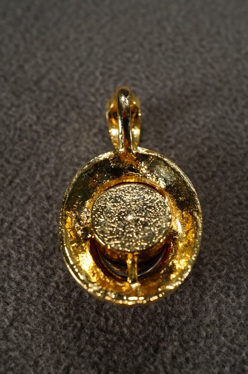 Vintage Art Deco Style Yellow Gold Tone Rhinestone Glass Stone Red Pendant Oval Jewelry K#26
